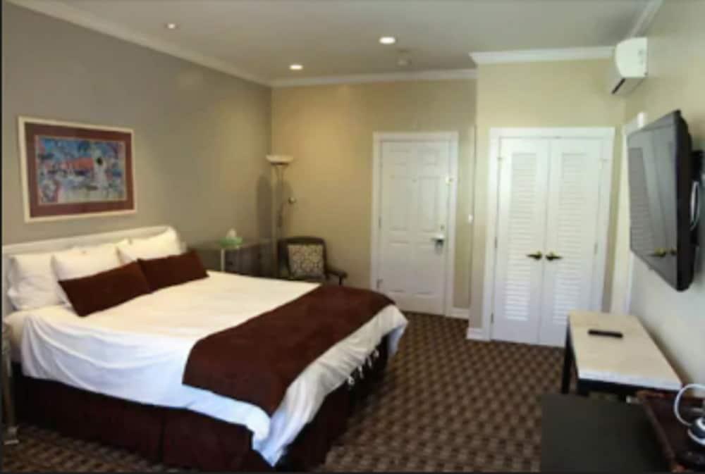 Glenmore Plaza Hotel 阿瓦隆 外观 照片